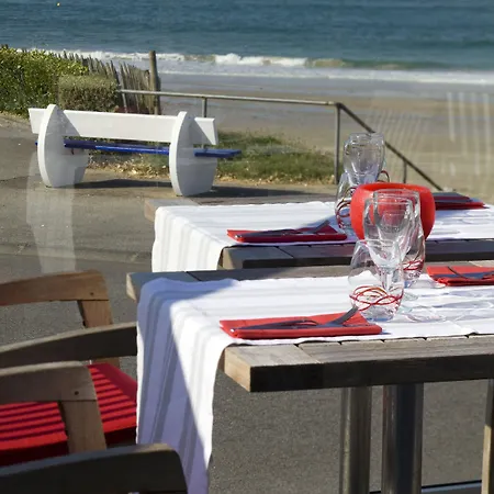 Hotel Restaurant Des Isles 3*